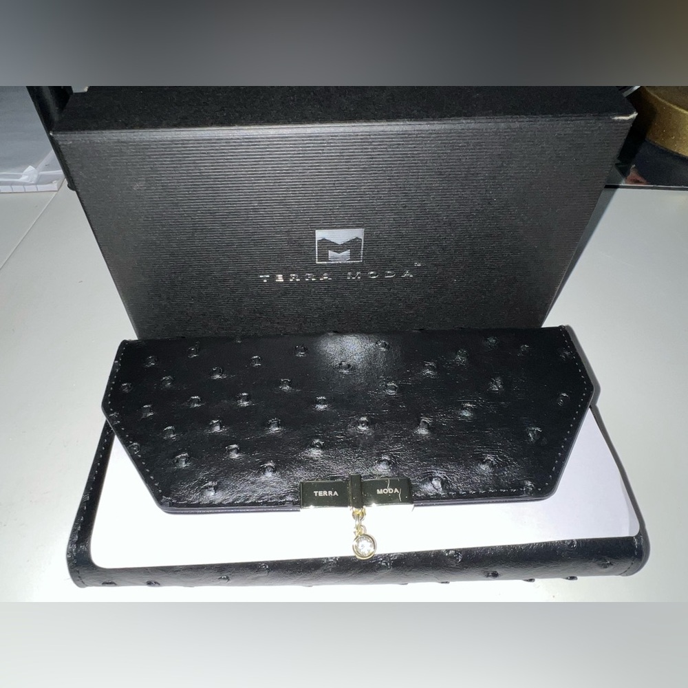 Terra Moda Black Wallet